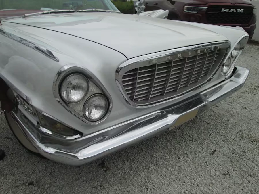 1961 Chrysler New Yorker - Image 11 of 24