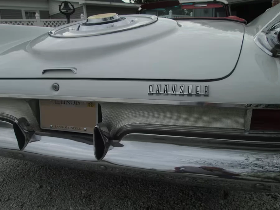 1961 Chrysler New Yorker - Image 10 of 24