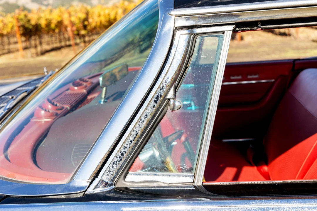 1961 Chrysler New Yorker - Image 29 of 31