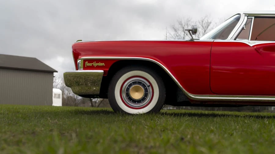 1961 Chrysler New Yorker - Image 5 of 31