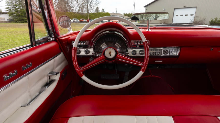 1961 Chrysler New Yorker - Image 28 of 31