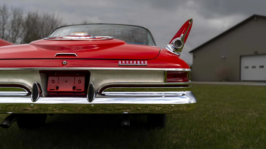 1961 Chrysler New Yorker - Image 11 of 31