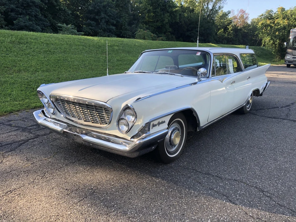 1961 Chrysler New Yorker - Image 2 of 31