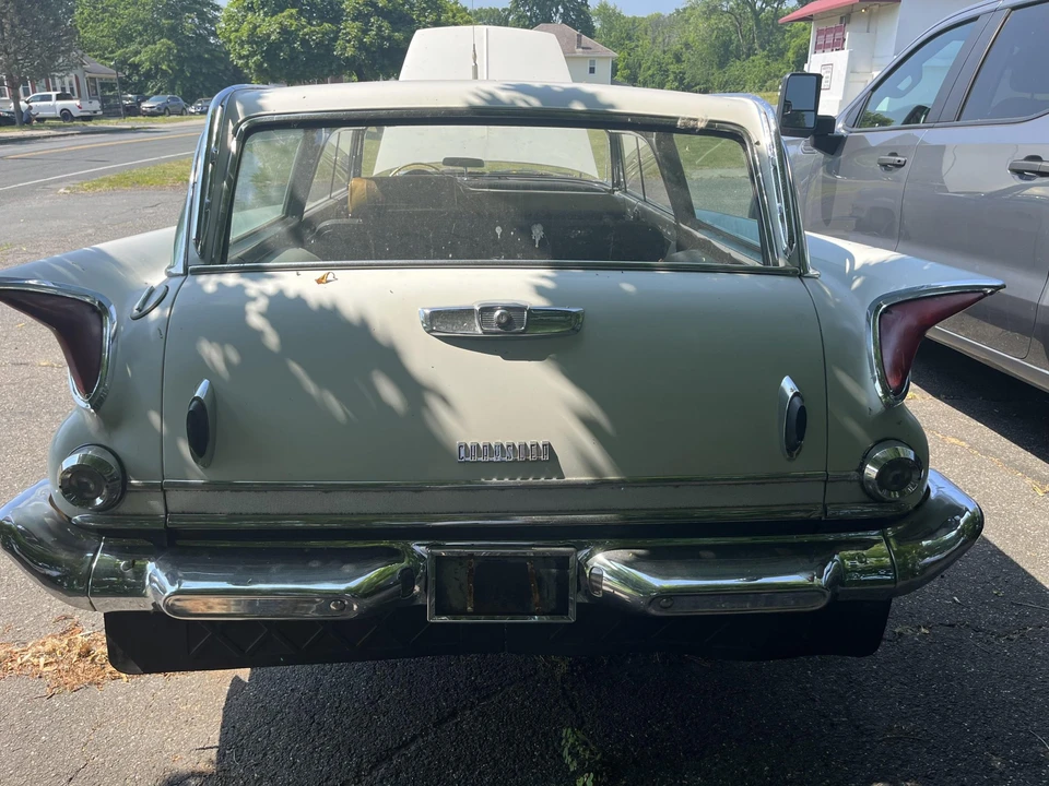 1961 Chrysler New Yorker - Image 17 of 31