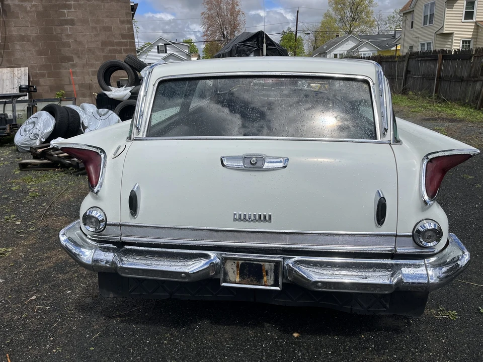 1961 Chrysler New Yorker - Image 16 of 31