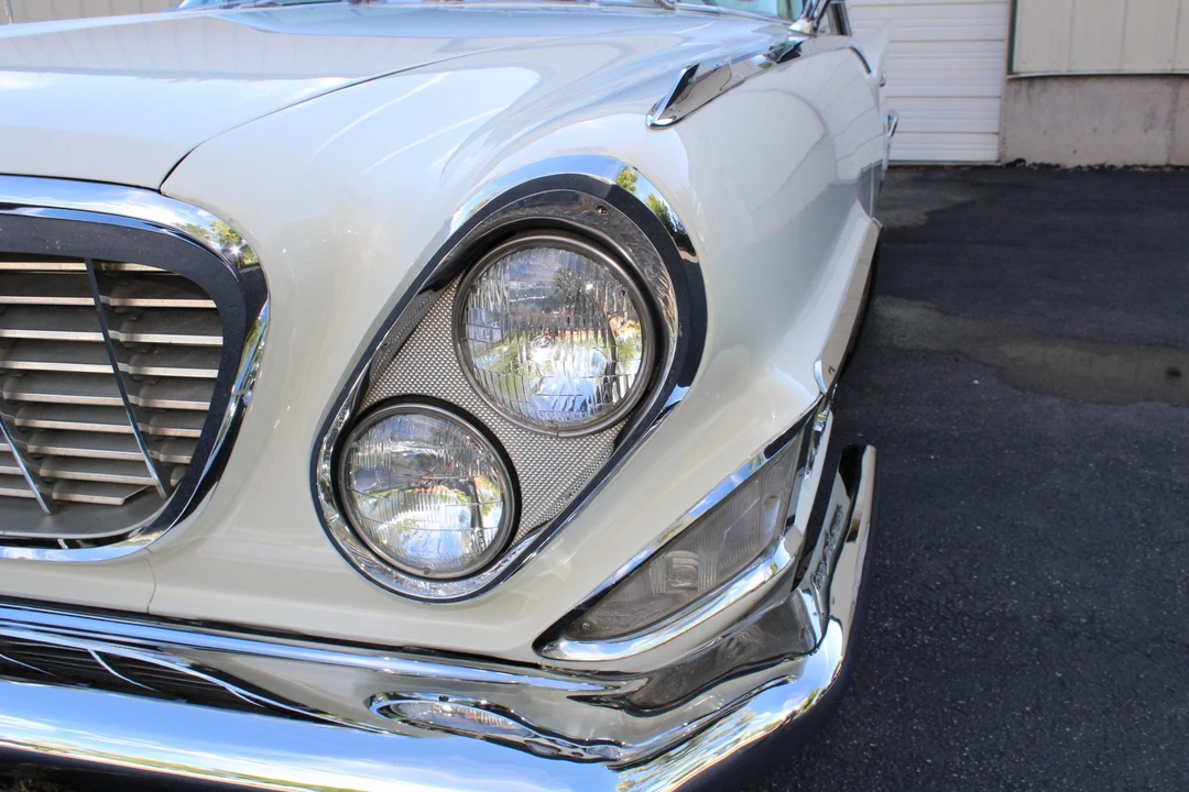 1961 Chrysler New Yorker - Image 20 of 31