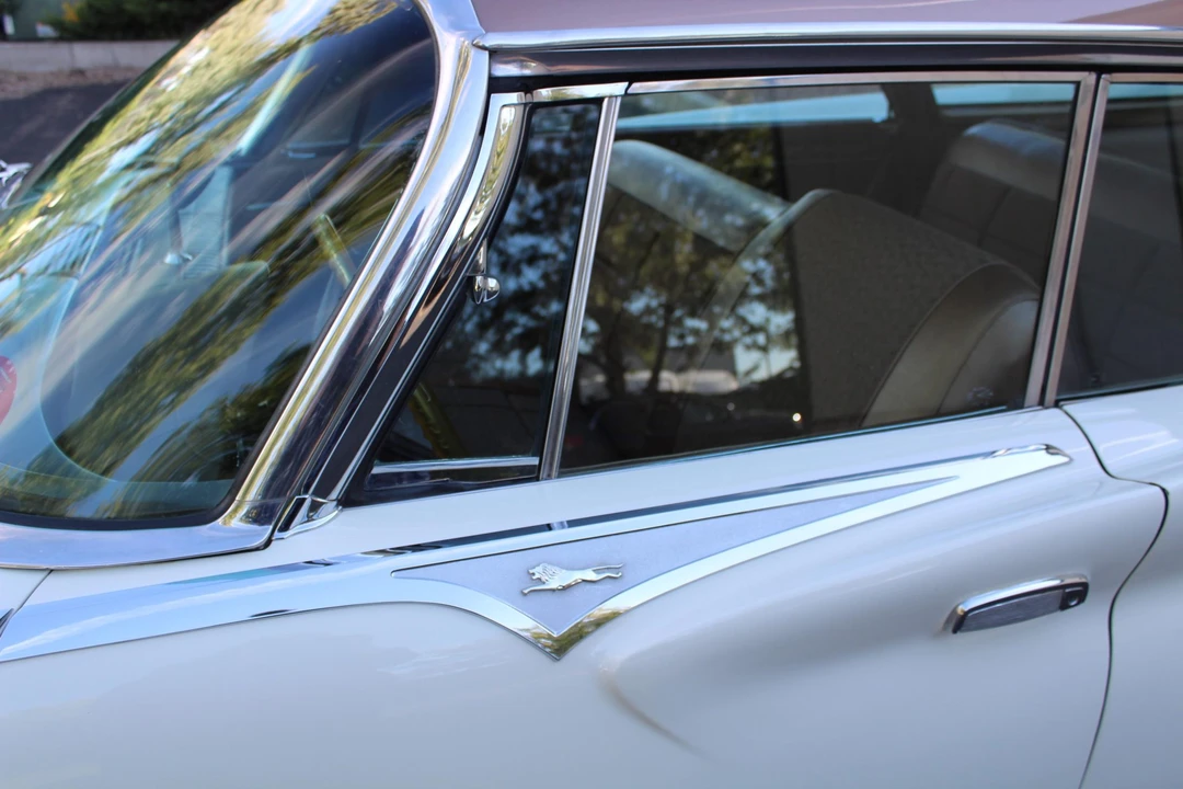 1961 Chrysler New Yorker - Image 29 of 31