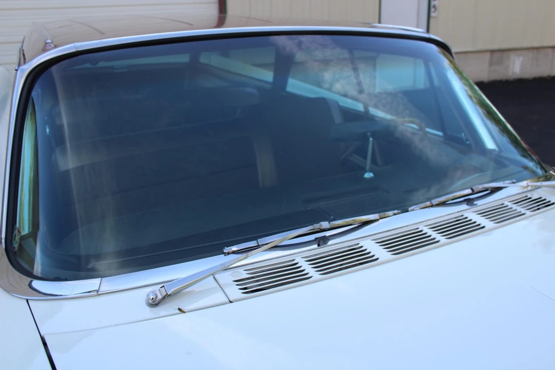 1961 Chrysler New Yorker - Image 23 of 31