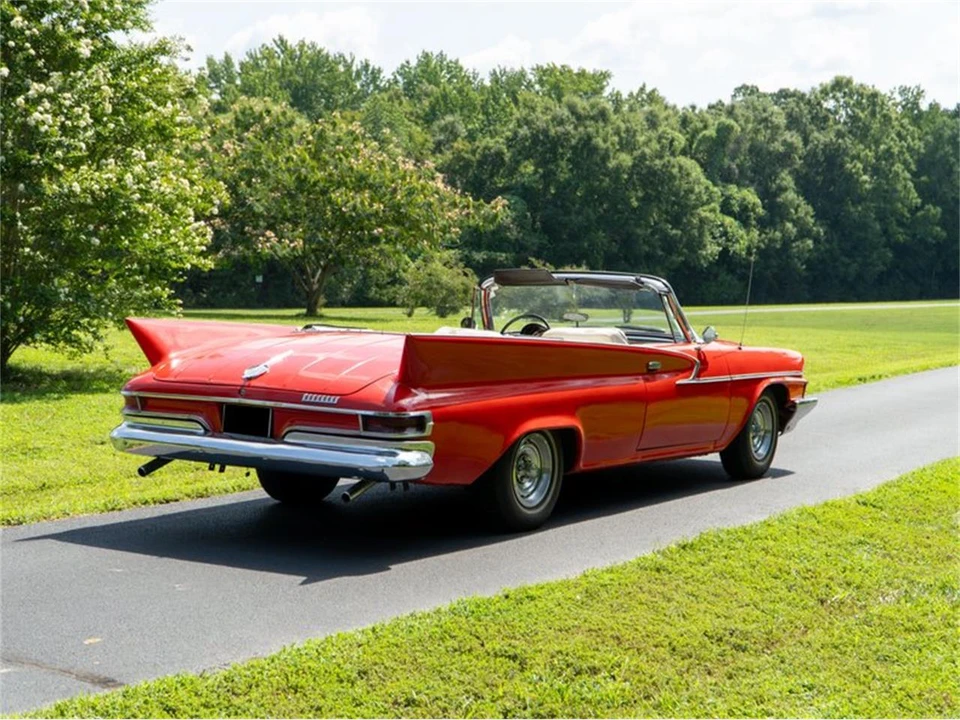 1961 Chrysler Newport - Image 17 of 31