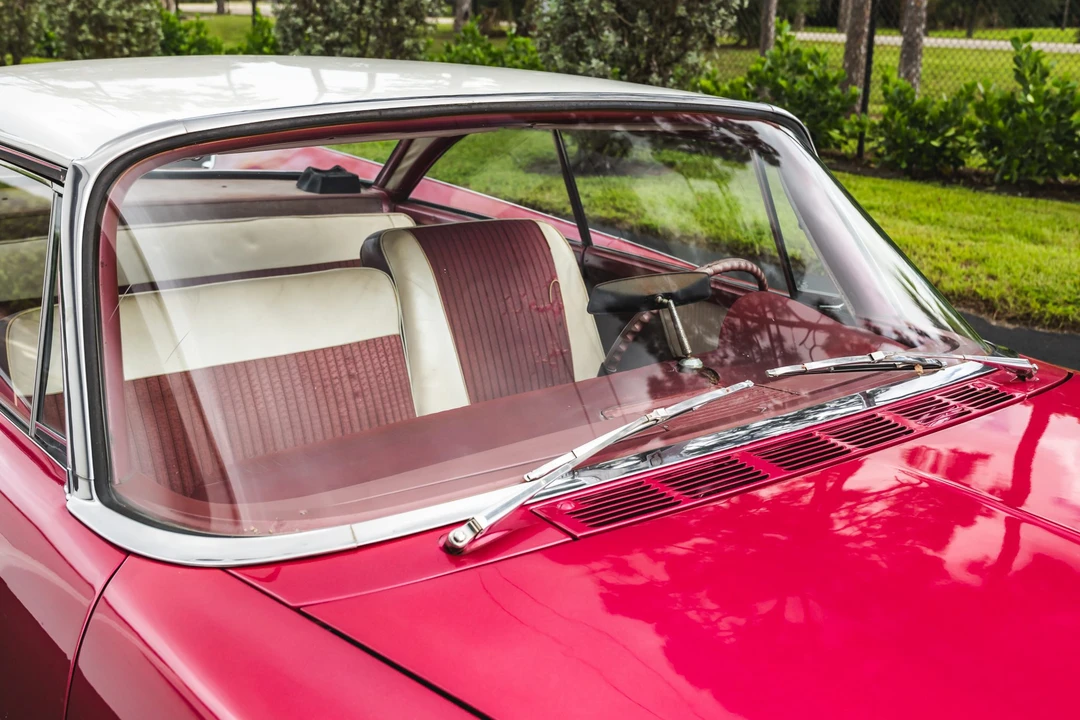 1961 Chrysler Newport - Image 25 of 31