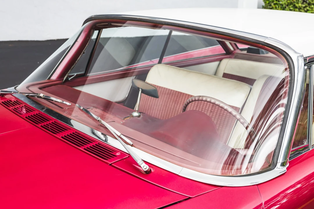 1961 Chrysler Newport - Image 24 of 31