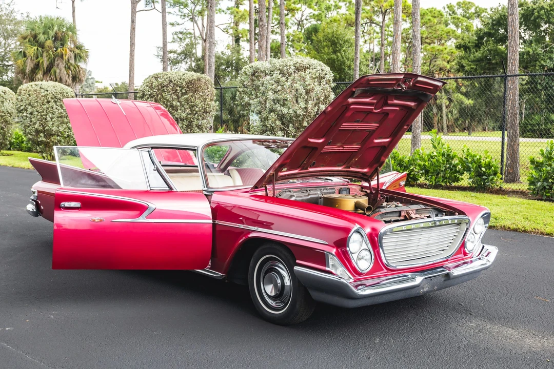 1961 Chrysler Newport - Image 22 of 31