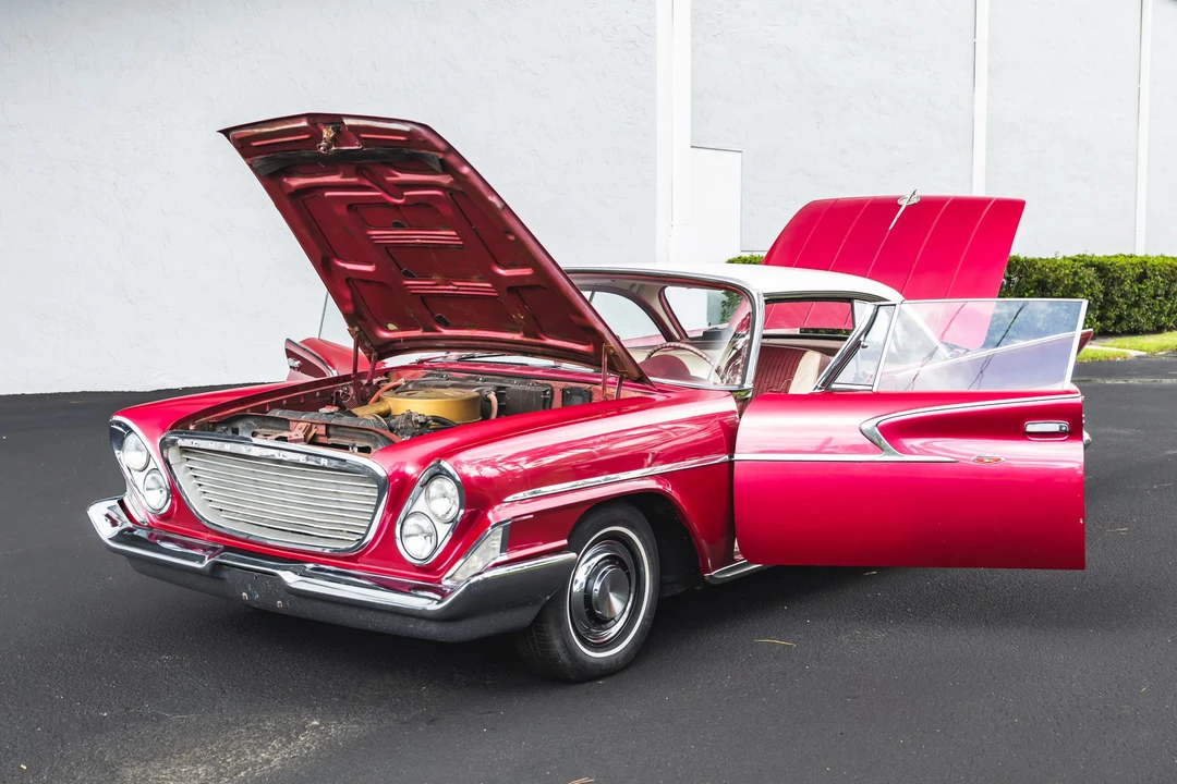 1961 Chrysler Newport - Image 16 of 31