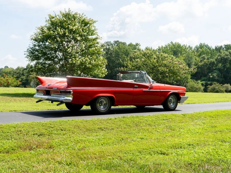 1961 Chrysler Newport - Image 18 of 31