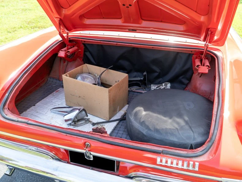 1961 Chrysler Newport - Image 30 of 31