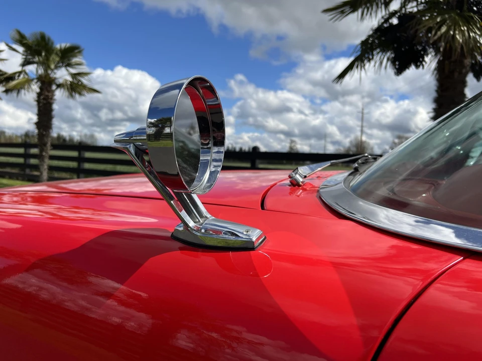 1961 Chrysler Newport - Image 22 of 31