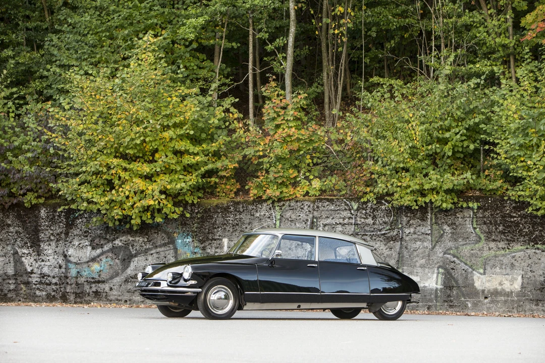 1961 Citroen DS19 - Image 2 of 31
