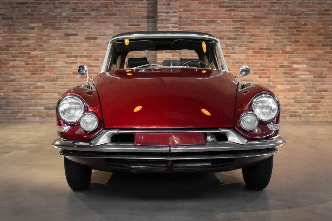 1961 Citroen DS19 - Image 11 of 31