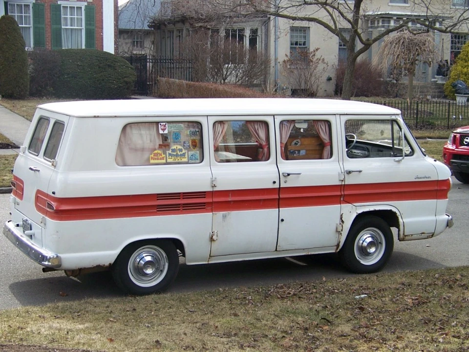 1961 Chevrolet Corvair Greenbrier & Corvan - Image 5 of 31