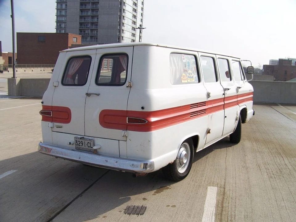 1961 Chevrolet Corvair Greenbrier & Corvan - Image 6 of 31