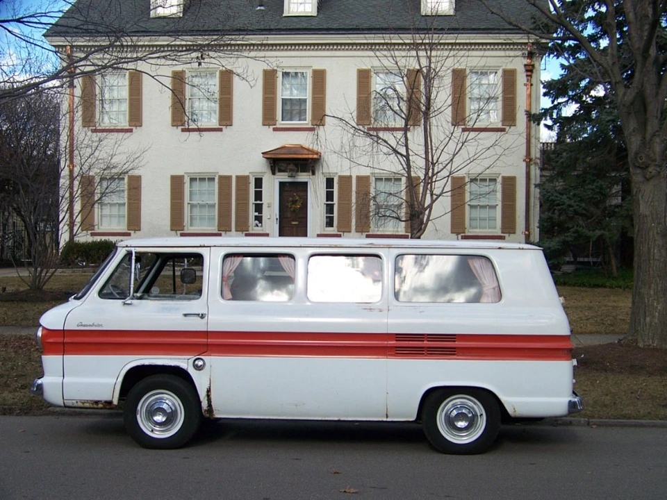 1961 Chevrolet Corvair Greenbrier & Corvan - Image 7 of 31