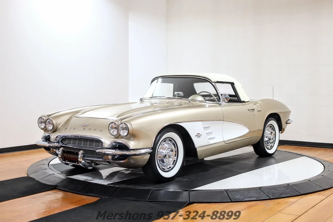 1961 Chevrolet Corvette C1 - Image 16 of 21