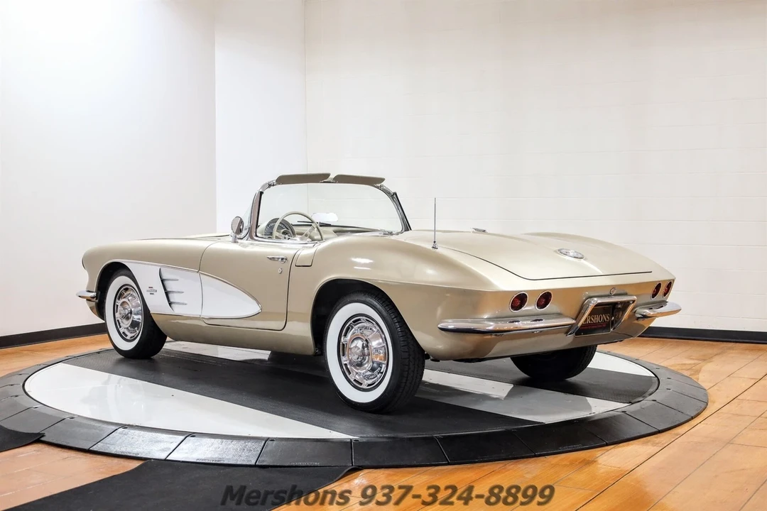 1961 Chevrolet Corvette C1 - Image 12 of 21