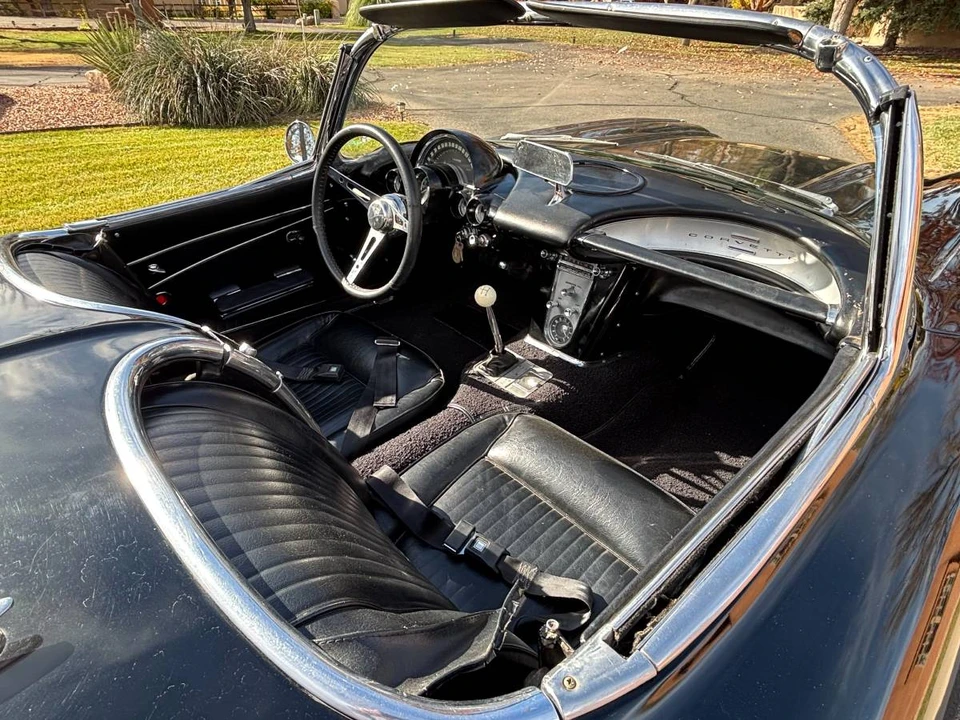 1961 Chevrolet Corvette - Image 14 of 14