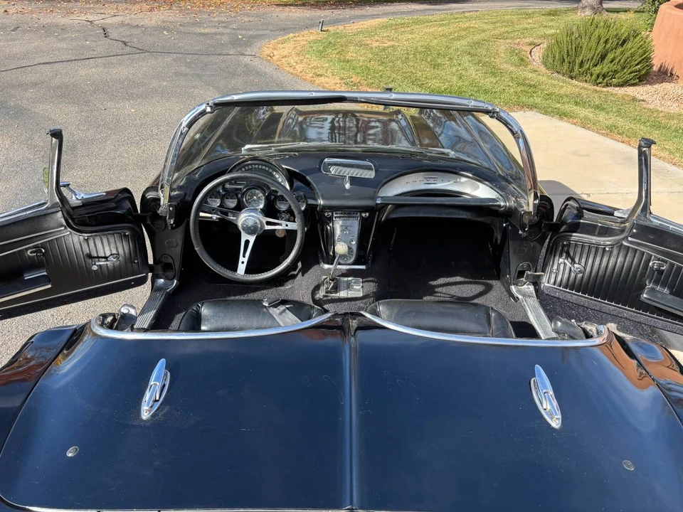 1961 Chevrolet Corvette - Image 7 of 14