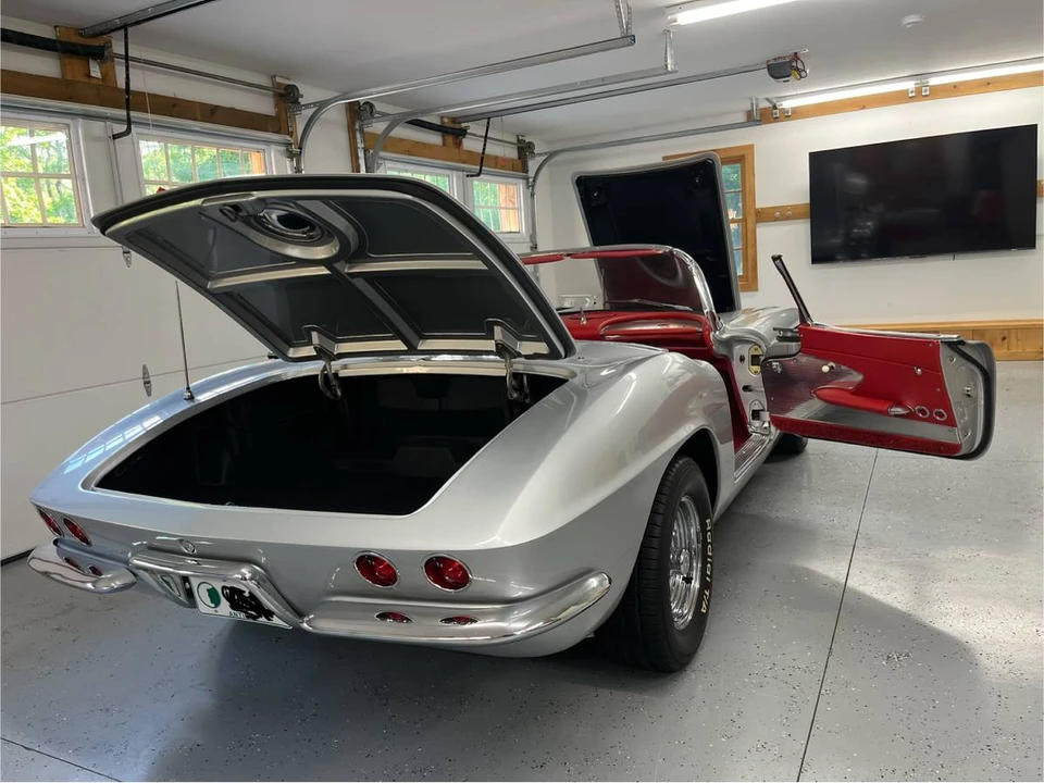 1961 Chevrolet Corvette C1 - Image 11 of 22