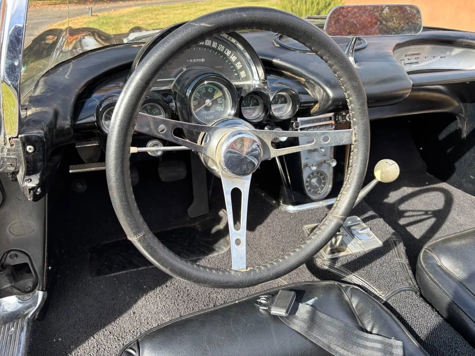 1961 Chevrolet Corvette - Image 8 of 14