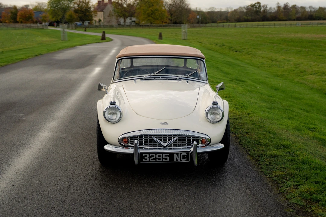 1961 Daimler SP250 - Image 10 of 31