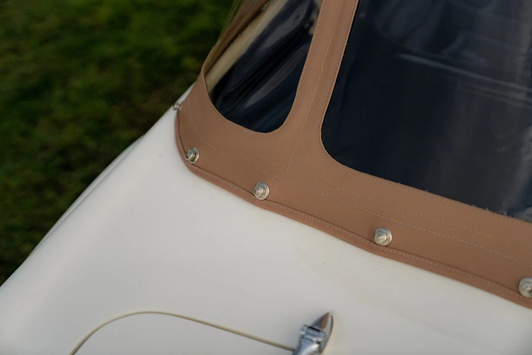 1961 Daimler SP250 - Image 14 of 31