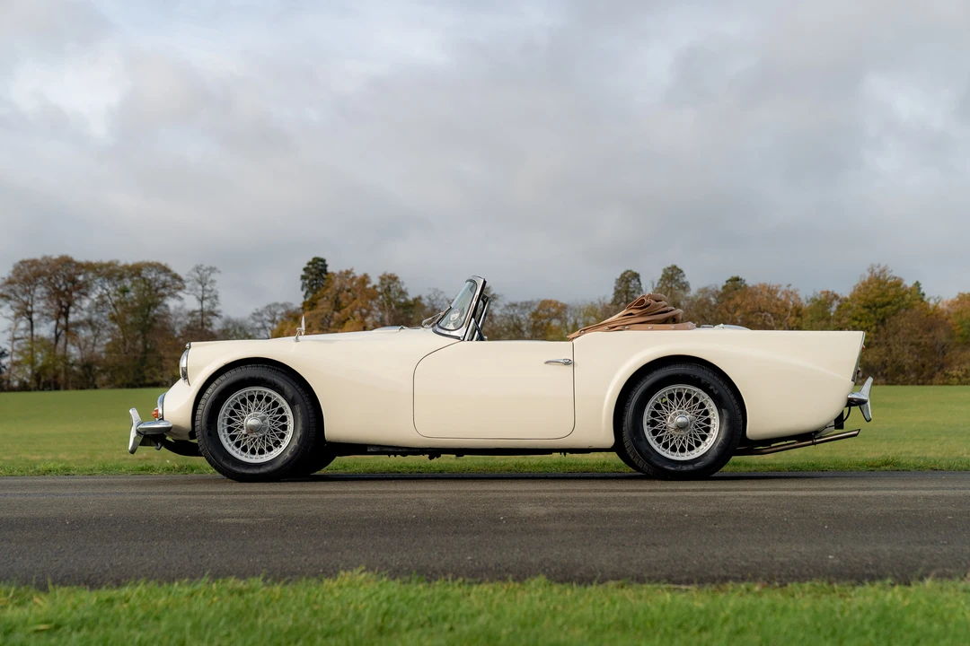 1961 Daimler SP250 - Image 8 of 31