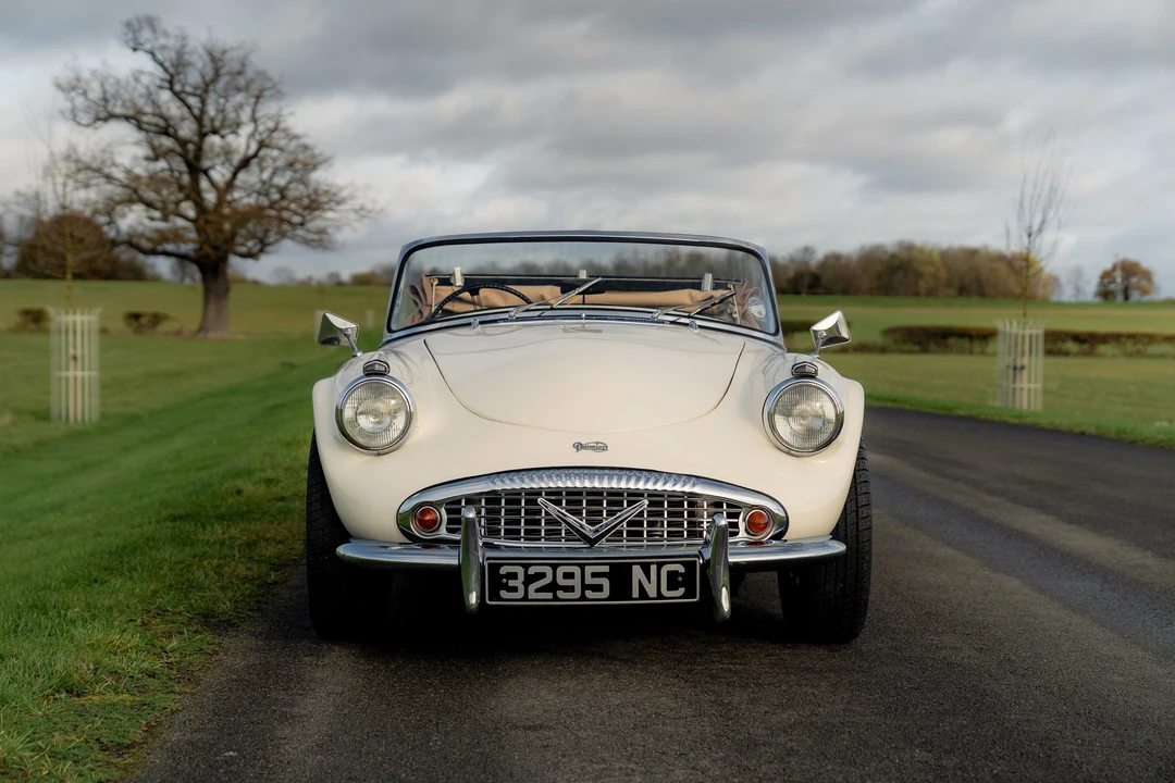 1961 Daimler SP250 - Image 2 of 31