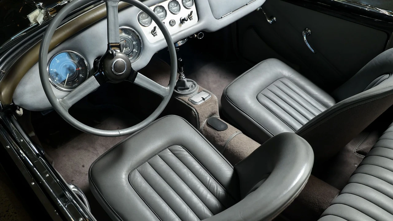 1961 Daimler SP250 - Image 3 of 31