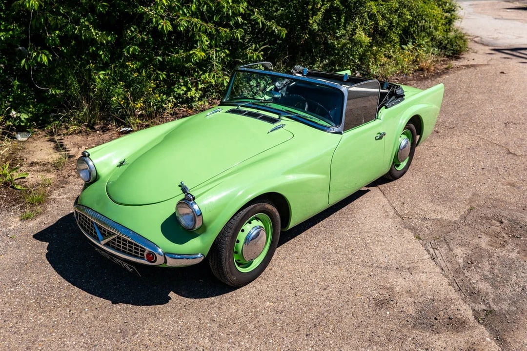 1961 Daimler SP250 - Image 9 of 30