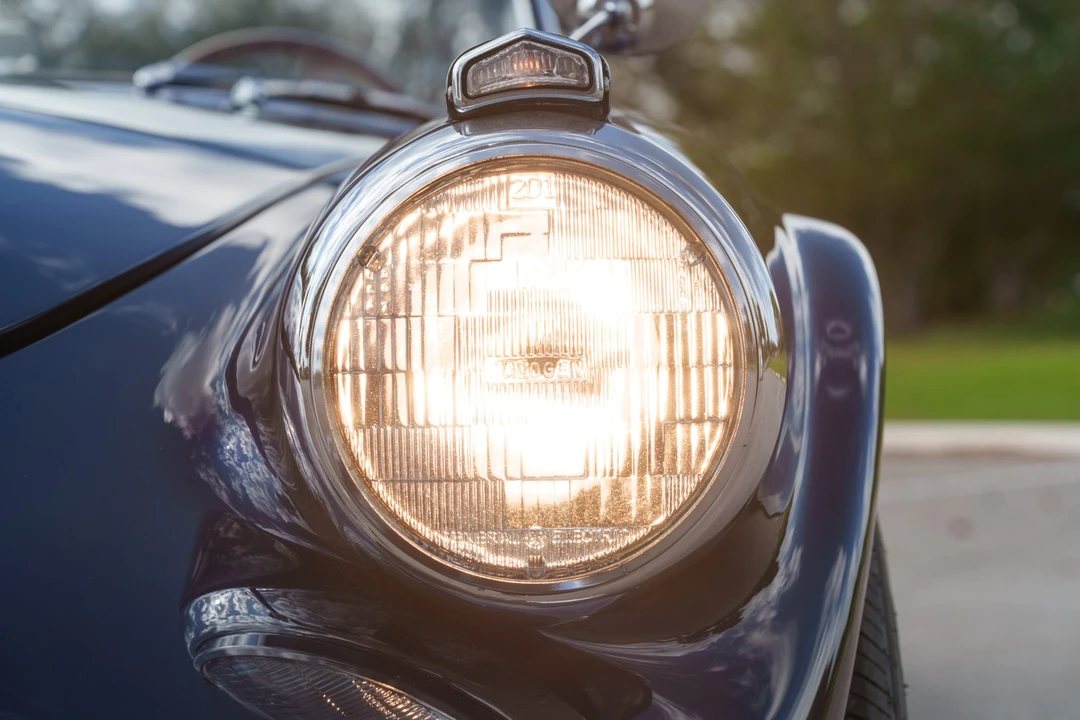 1961 Daimler SP250 - Image 13 of 31