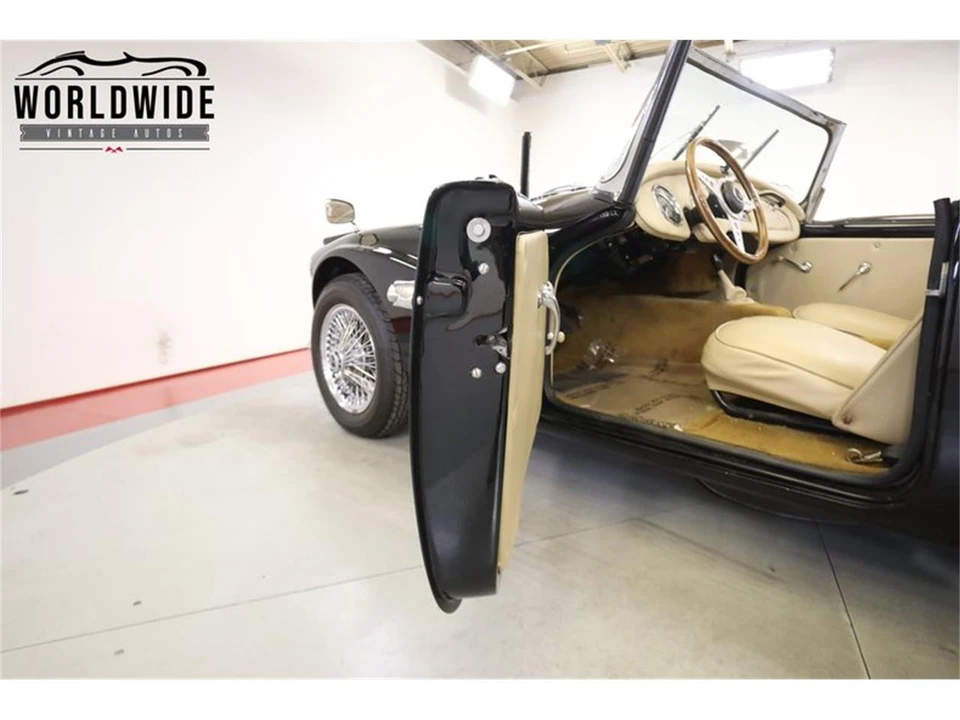 1961 Daimler SP250 - Image 29 of 31