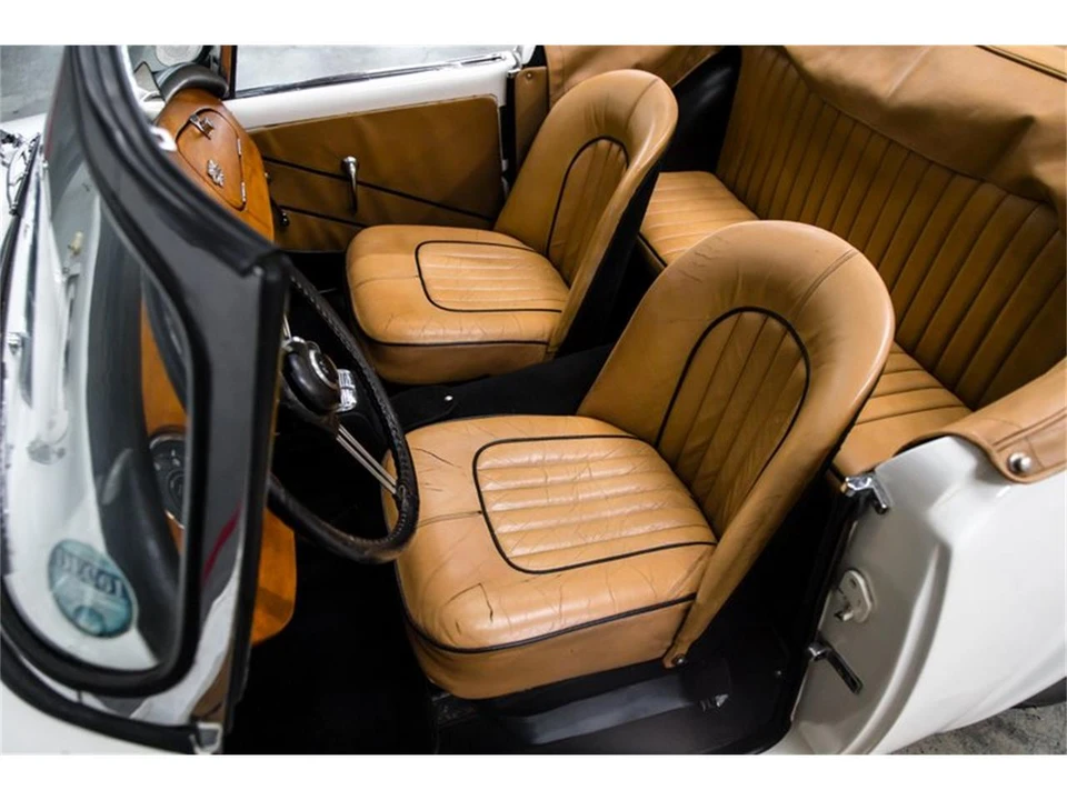 1961 Daimler SP250 - Image 29 of 31