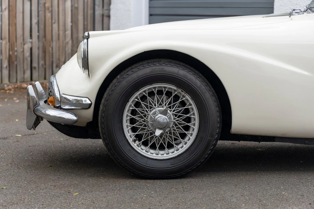1961 Daimler SP250 - Image 16 of 30