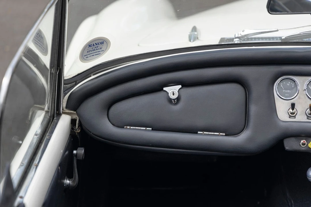 1961 Daimler SP250 - Image 22 of 30