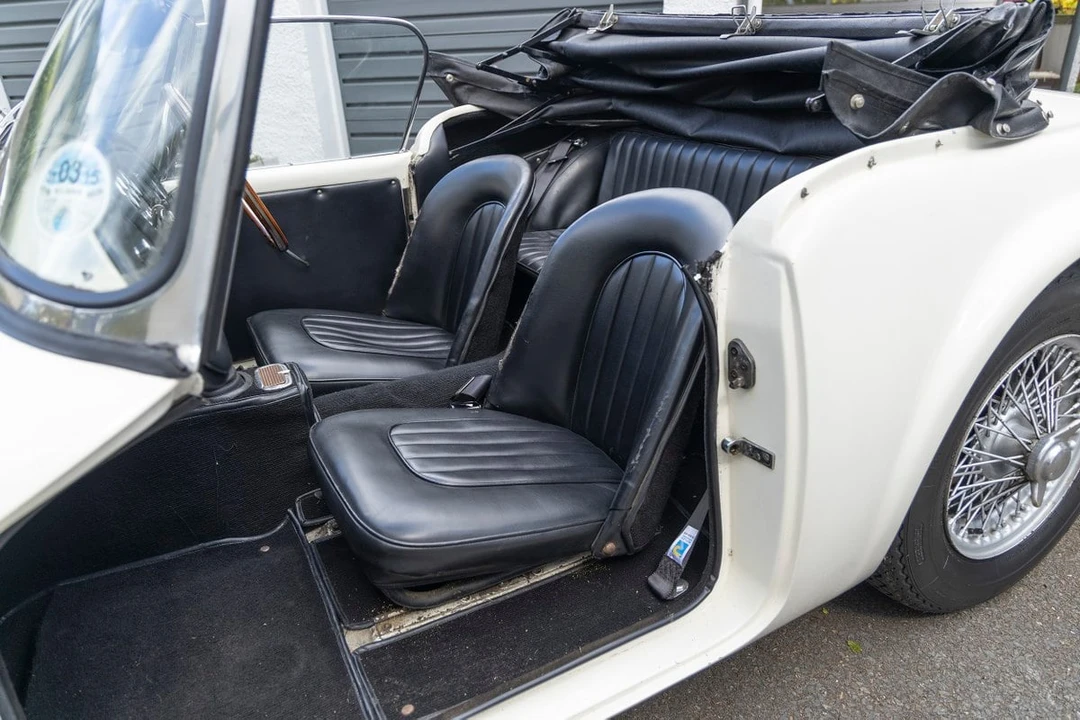 1961 Daimler SP250 - Image 30 of 30