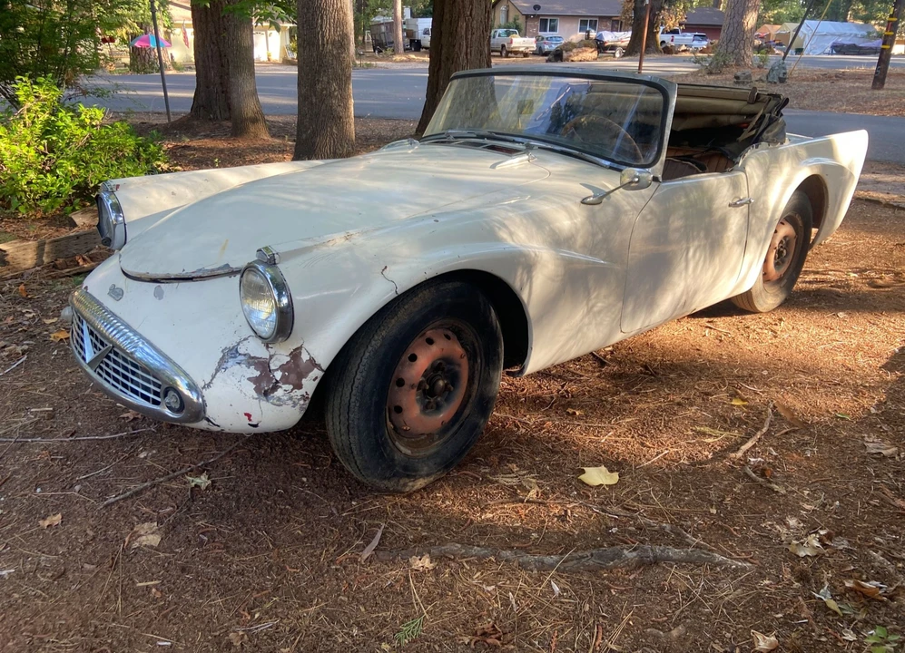 1961 Daimler SP250 - Image 2 of 31