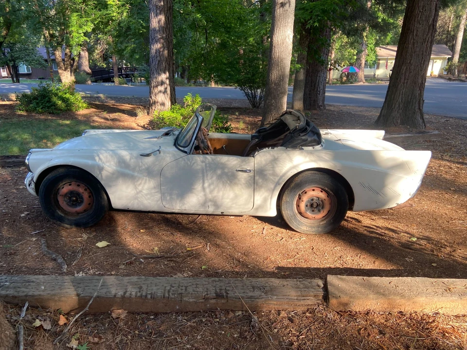 1961 Daimler SP250 - Image 9 of 31