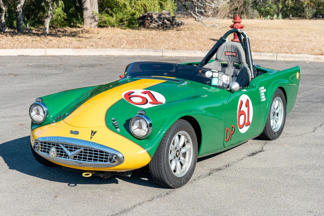 1961 Daimler SP250 - Image 3 of 31
