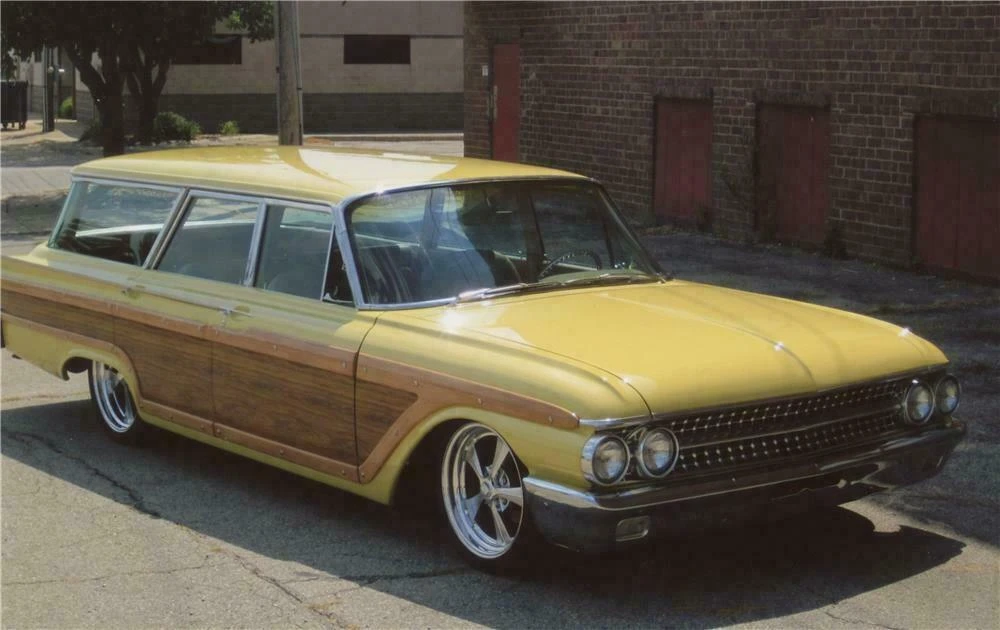 1961 Ford Country Squire - Image 2 of 5