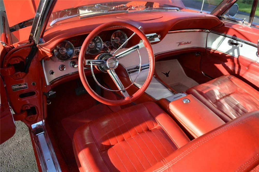 1961 Ford Thunderbird 3rd Gen - Image 4 of 5