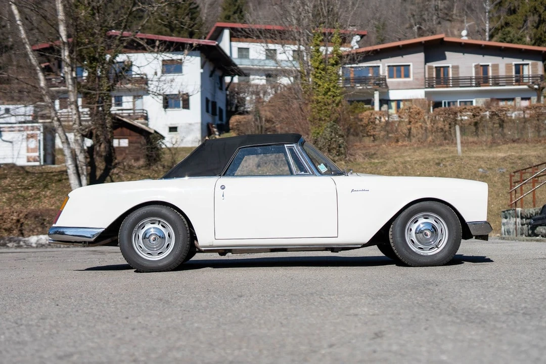 1961 Facel Vega Facellia - Image 20 of 30