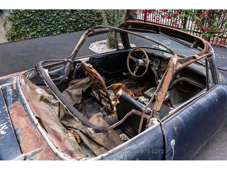 1961 Facel Vega Facellia - Image 12 of 31